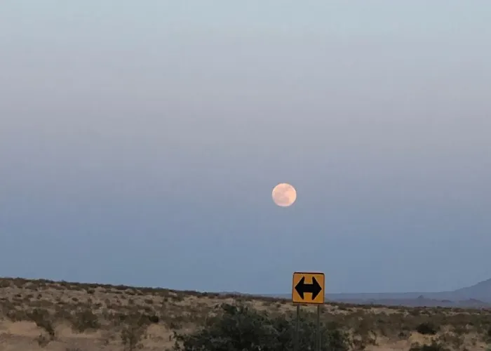 Gorgeous Sunset And Desert Views In *