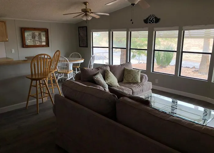 Gorgeous Sunset And Desert Views In Apartment Topock